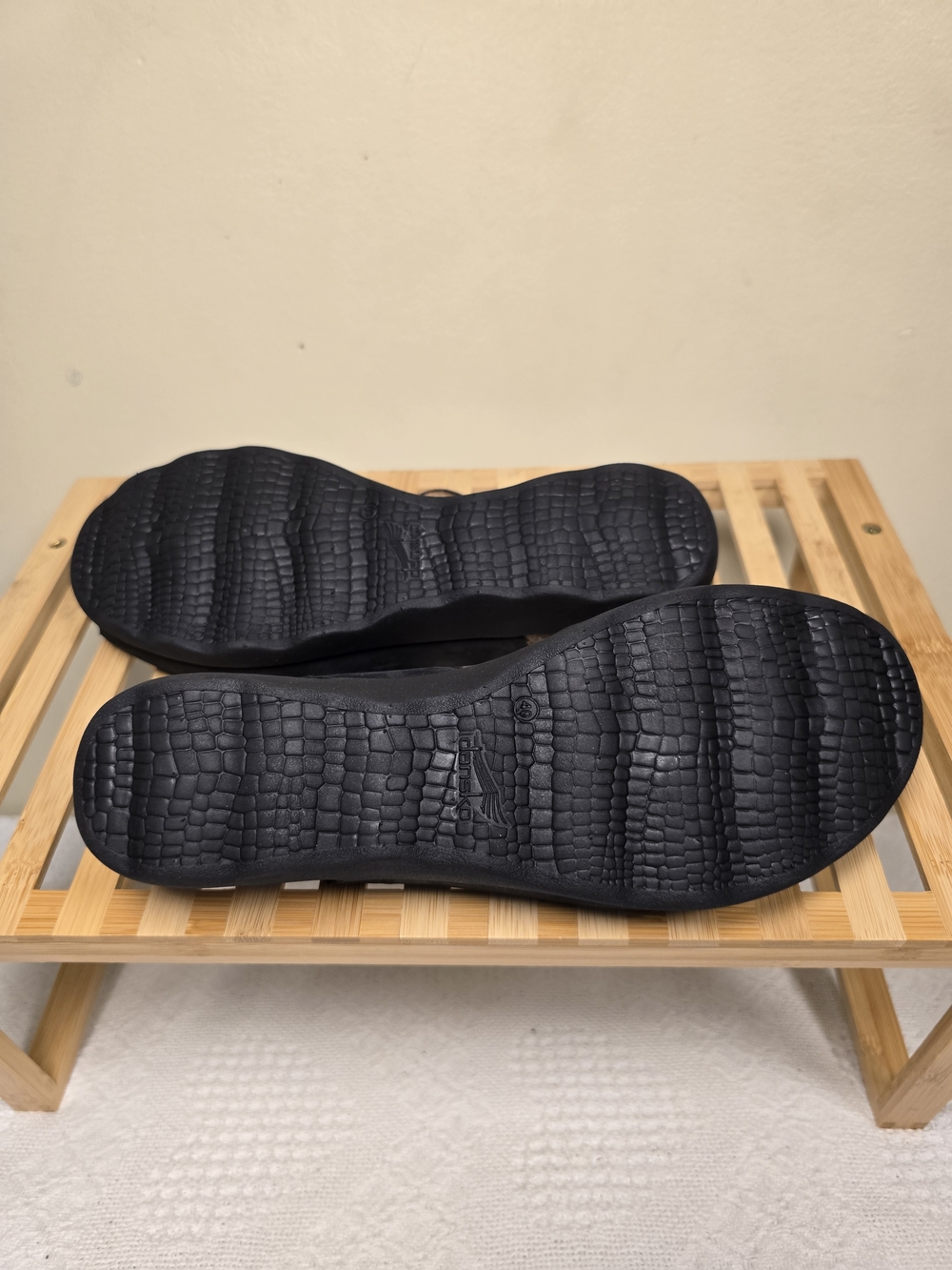 Dansko Black Suede Comfort Wedge Sandals Size 10 EU 40 NWOT - Picture 3 of 16